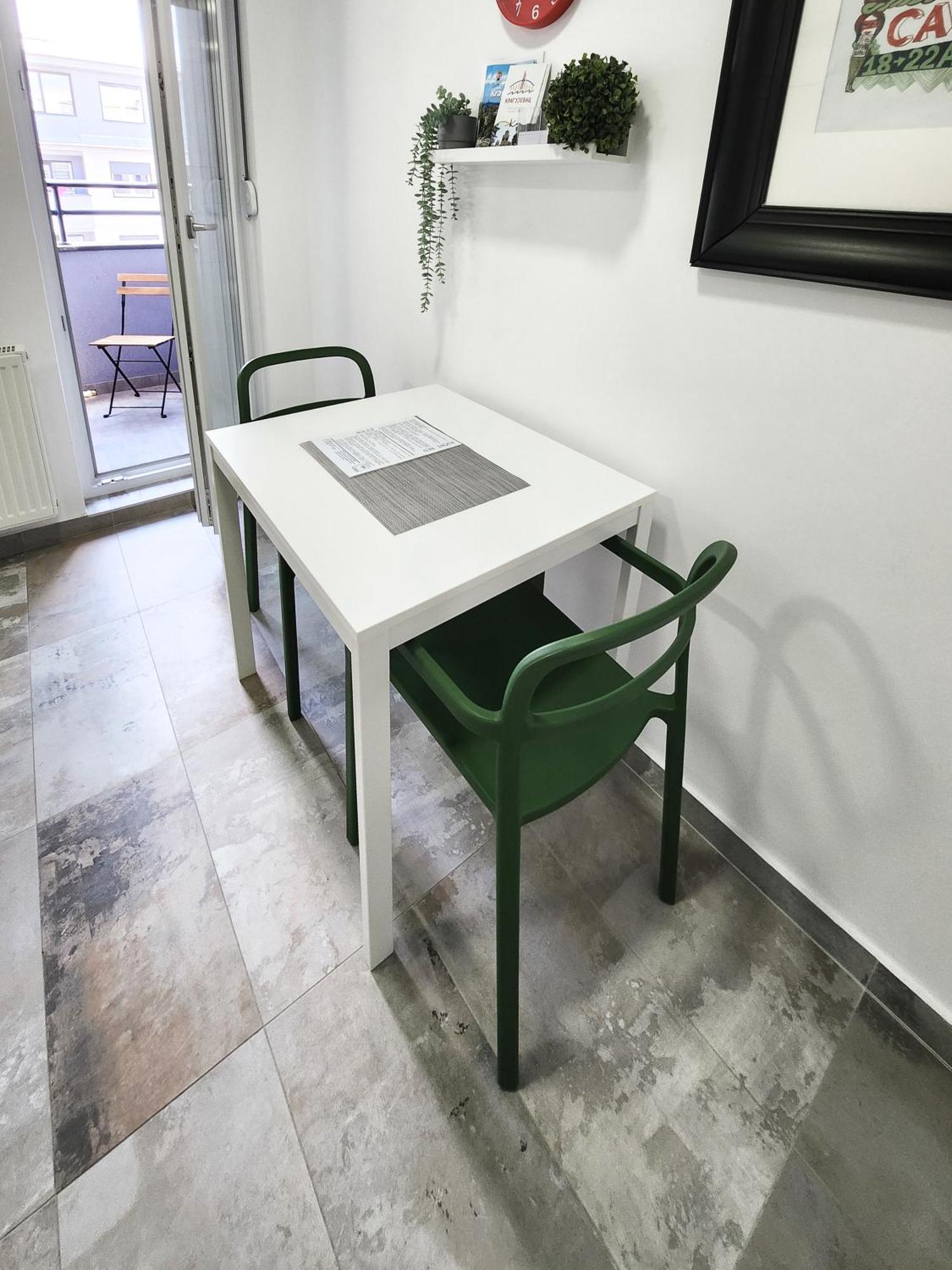 クラグイェヴァツOota Soko With Parking Garageアパートメント エクステリア 写真