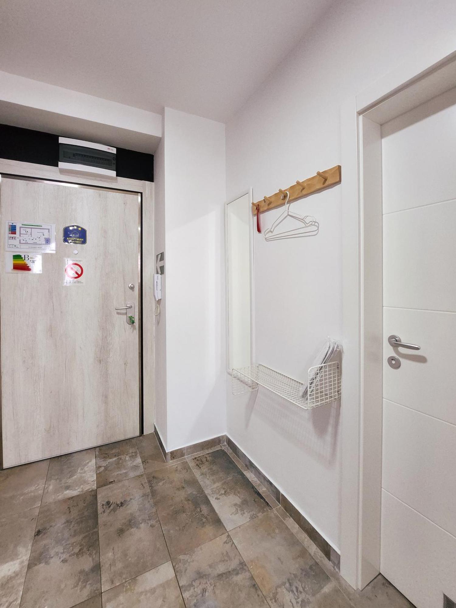 クラグイェヴァツOota Soko With Parking Garageアパートメント エクステリア 写真